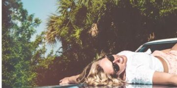 Top Women’s Short-Sleeve Tops for Summer